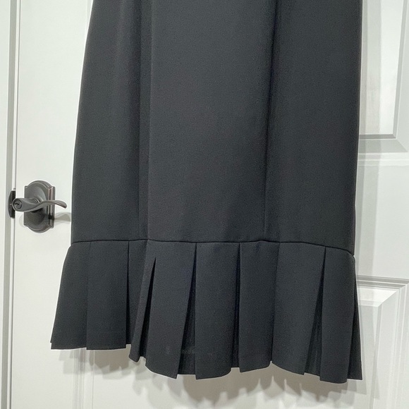 Little Black dress by Leslie Fay collection - Picture 3 of 7